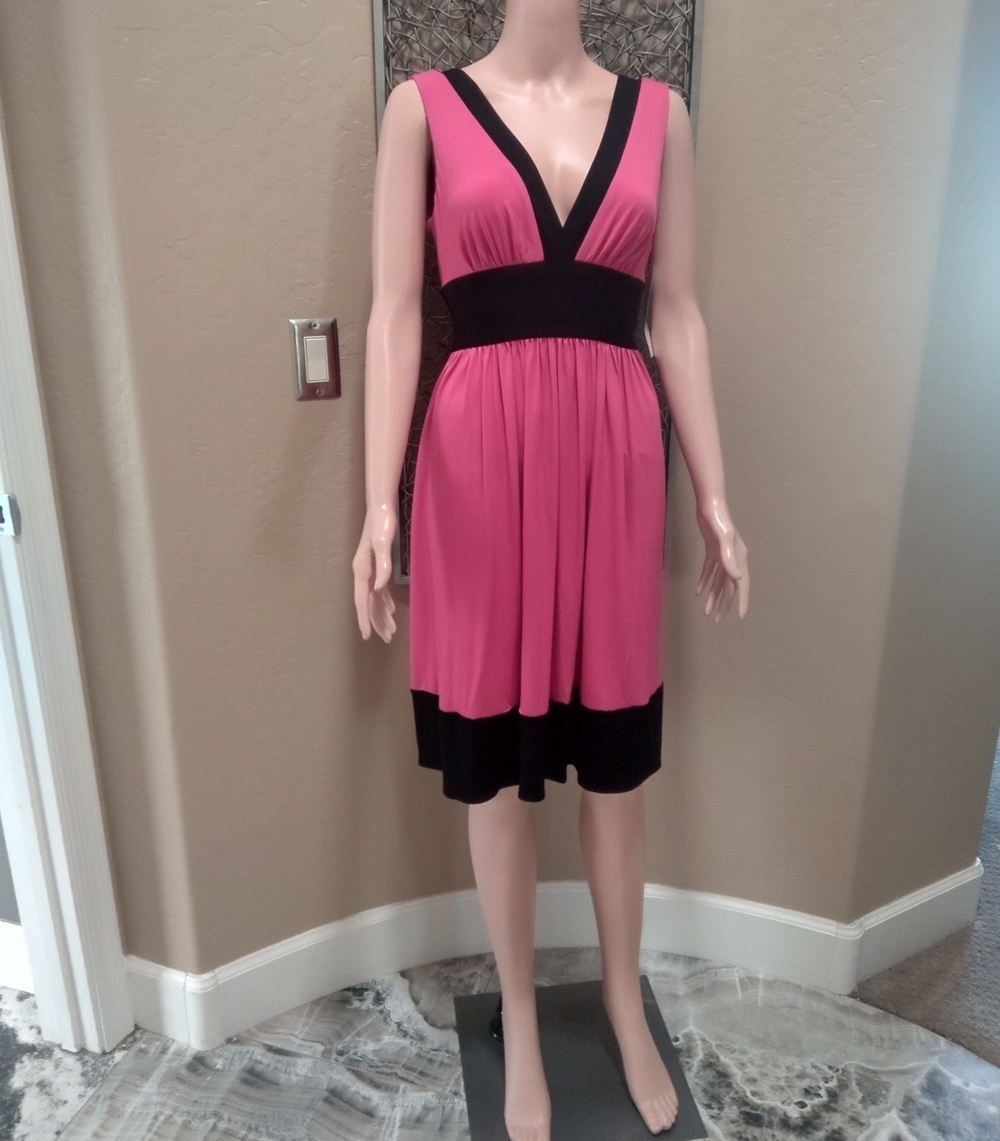 Maggie London Pink with Black Trim V-Neck Sleeveless Back Tie Dress